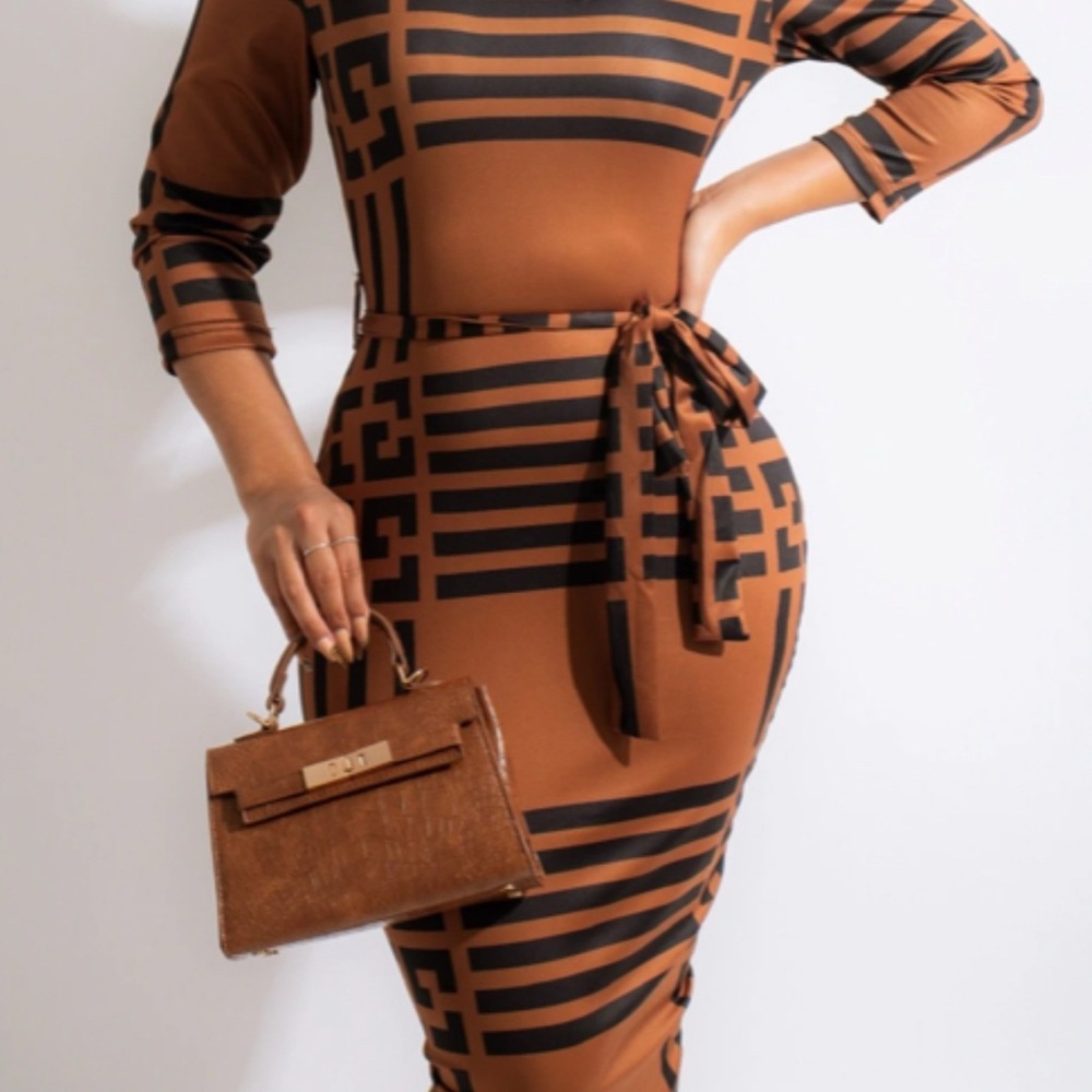 Brown Geometric Tie-Waist Long Sleeve Dress